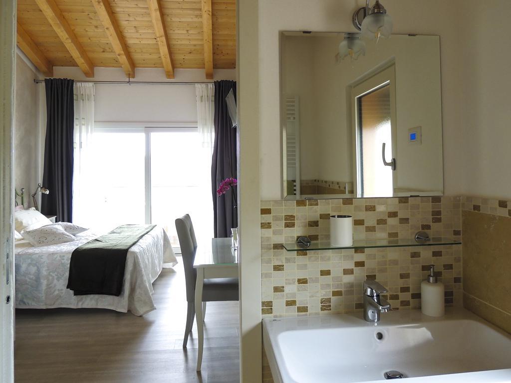 B&B Il Riccio Costermano Eksteriør billede