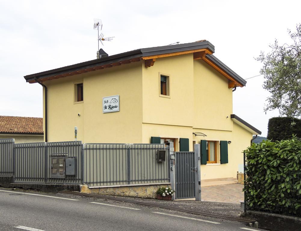 B&B Il Riccio Costermano Eksteriør billede